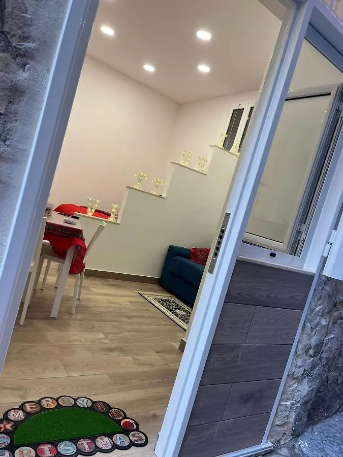 Vittoria Home Naples